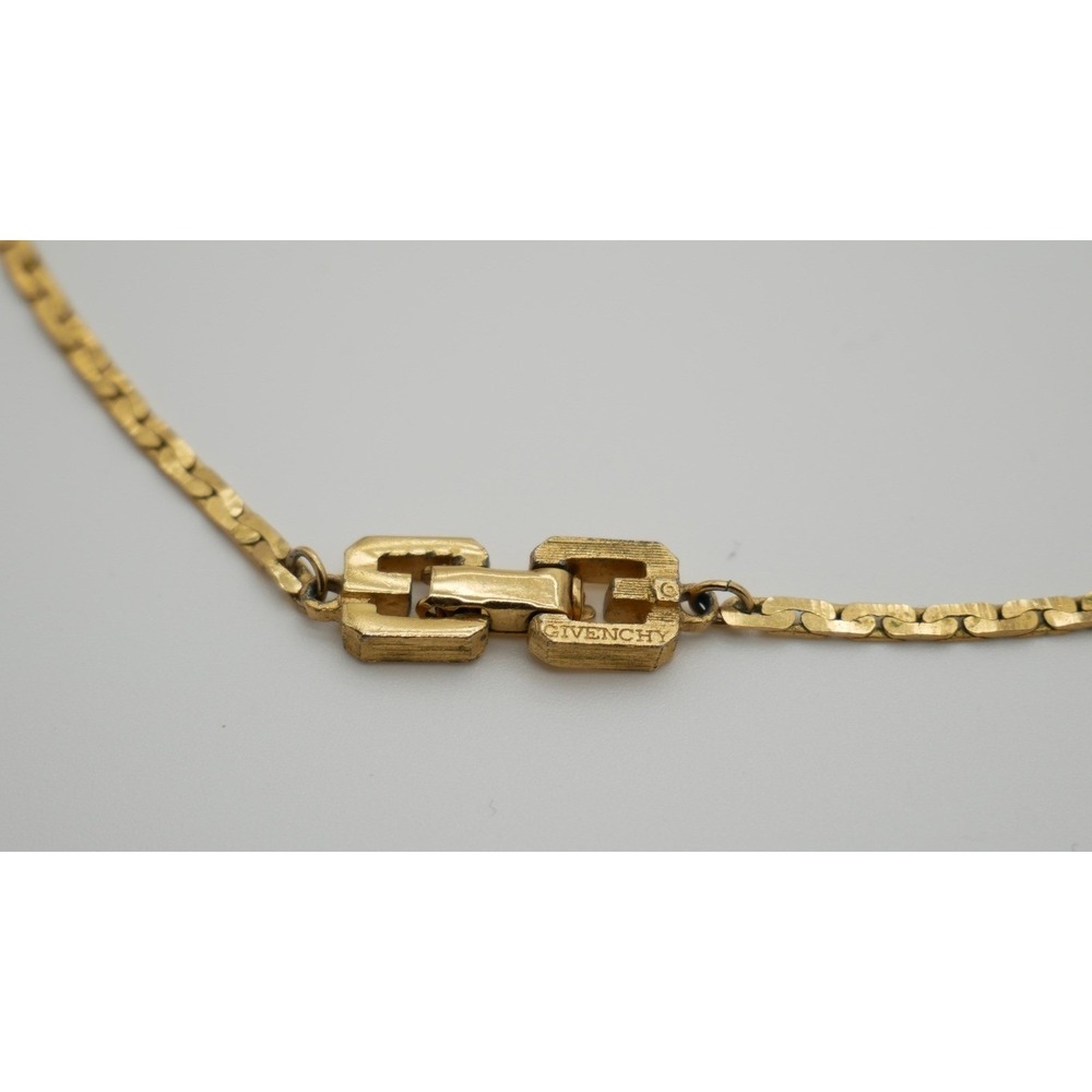 Vintage Givenchy 1980 Gold Tone Cream Enamel Star Pendant Necklace 4G Clasp - Picture 2 of 4